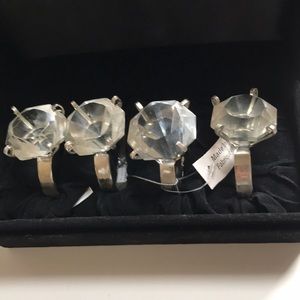 Diamond Ring lookalike napkin rings. Set of 4